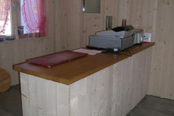 Bureau-6