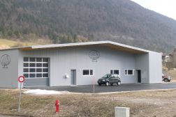 Halle-9